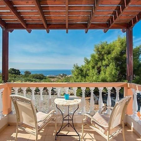 Villa Pefki Экстерьер фото