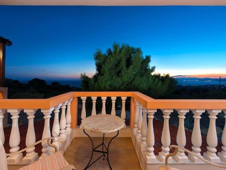 Villa Pefki Экстерьер фото