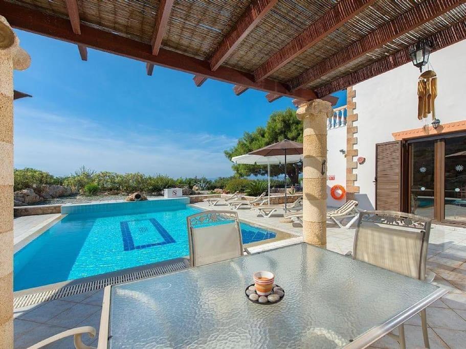 Villa Pefki Экстерьер фото